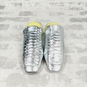 NEW 42 GOLD Mule Women 6.5 Silver Snakeskin Leather Retro Chic Slide A817